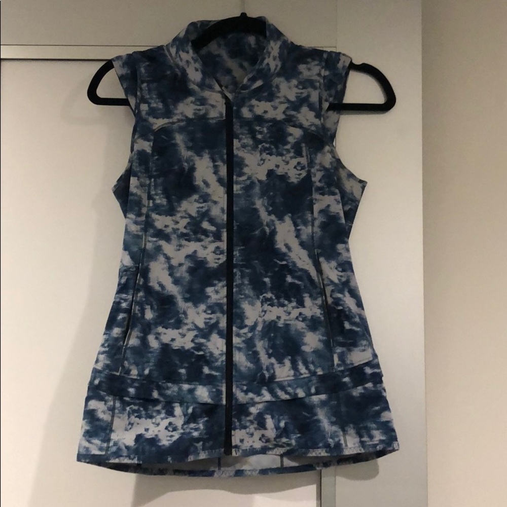 Women’s LuluLemon vest